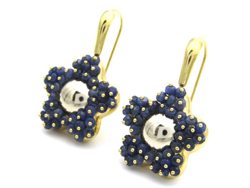 18K gold sapphire flower earring by Le Gi of Italy, circa 1990.