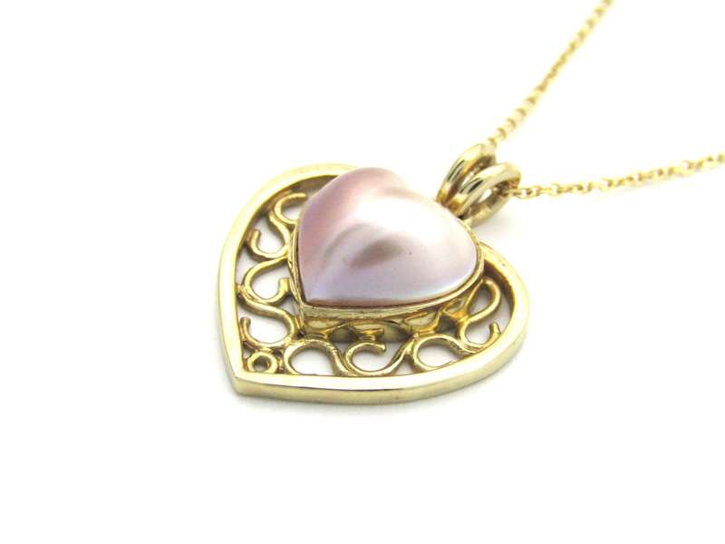 9K gold pink mabe pearl filigree heart pendant.