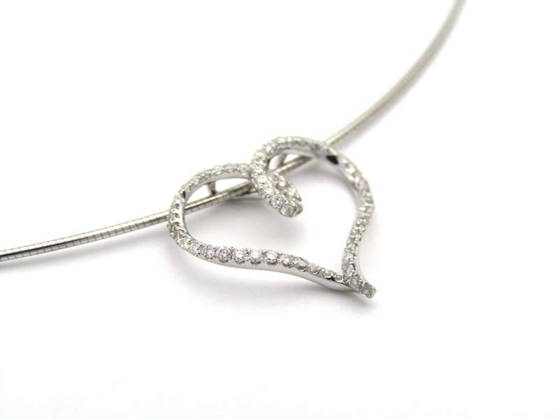 18K gold diamond heart slide pendant.