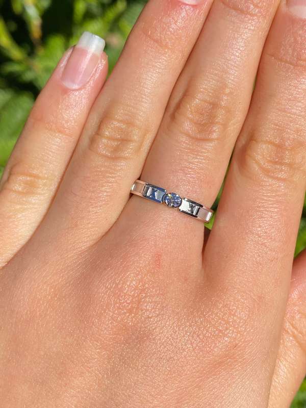 18K gold Tiffany & Co. Atlas diamond ring.