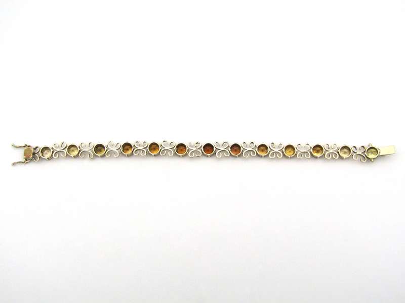 9K gold zircon bracelet.