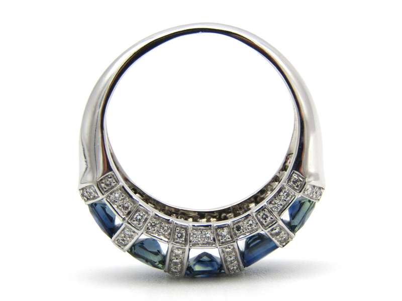 18K gold sapphire and diamond ring.