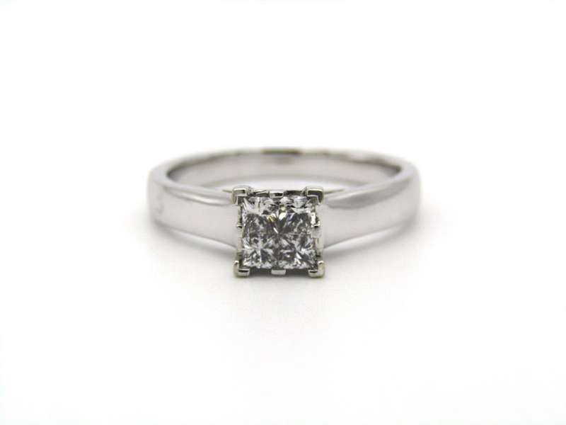 9K gold diamond ring.