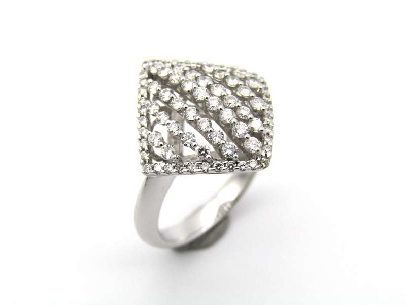 18K gold diamond ring.