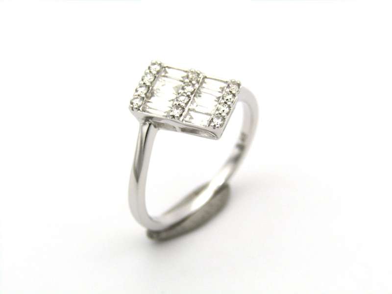 18K gold diamond ring.