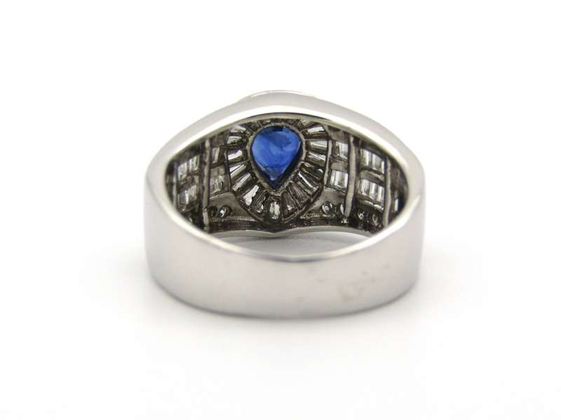 18K gold sapphire and diamond ring.