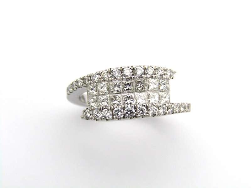 18K gold diamond ring.