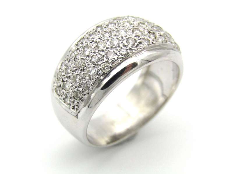 18K gold diamond ring.