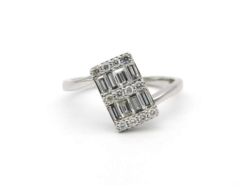 18K gold diamond ring.