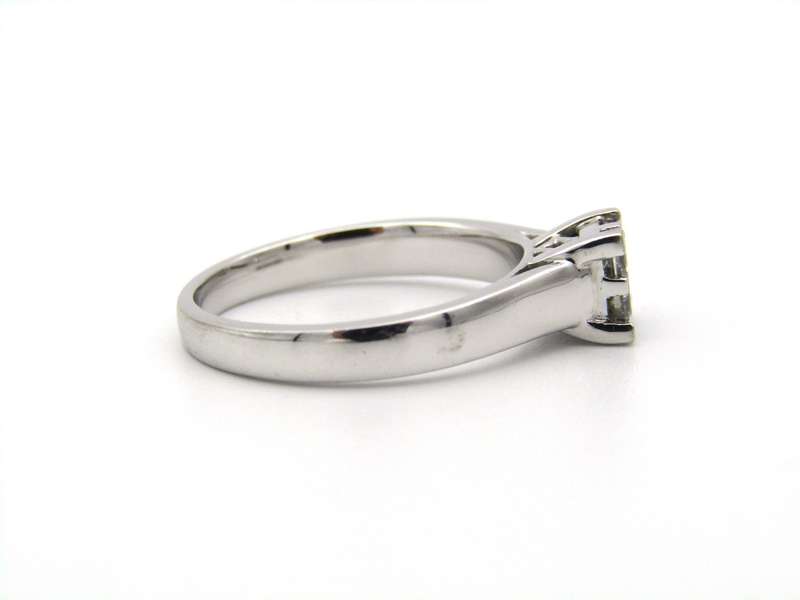 9K gold diamond ring.
