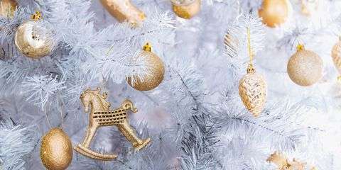 White_Christmas_Tree_6.jpg?v=1570535140