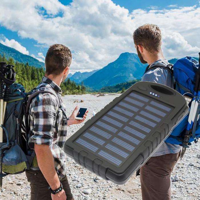 12 LED 16800mAh Solar Powerbank