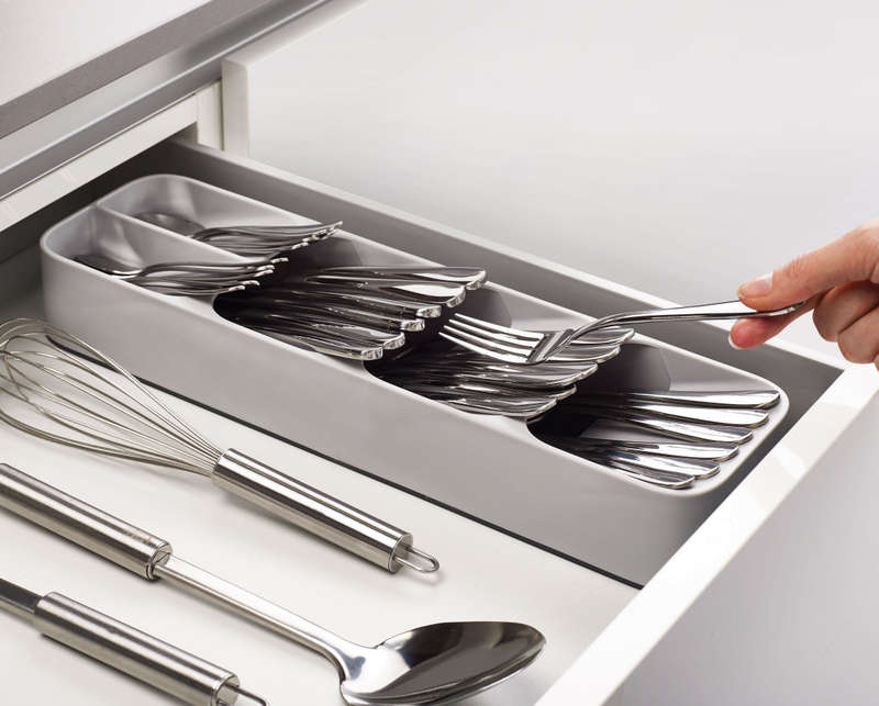 Compact Cutlery Organizer