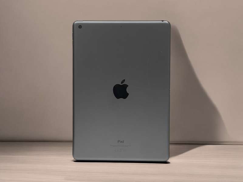 2021 10.2-inch Apple iPad 9th Gen (64GB, Wifi, Space Gray) - Pre Owned / 3 Month Warranty