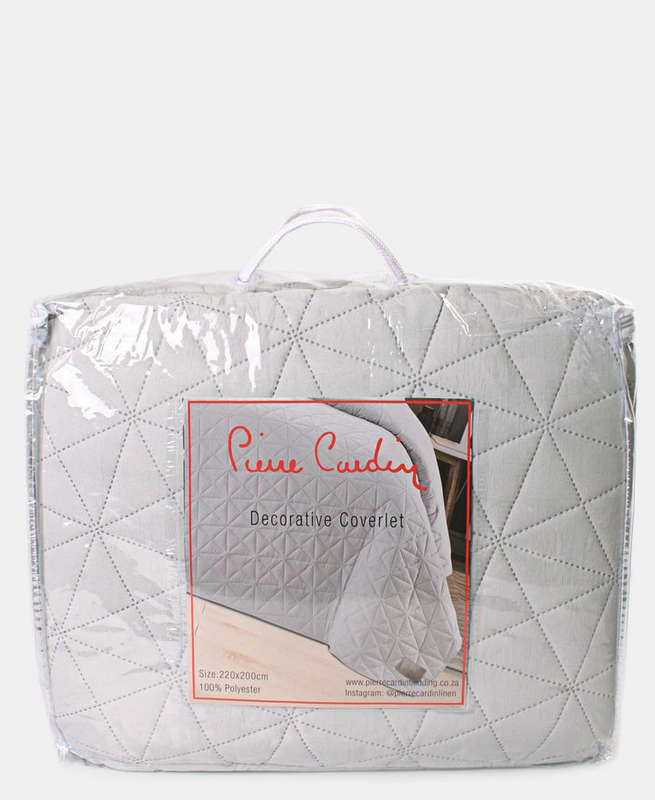 220X200cm Pierre Cardin Quilt