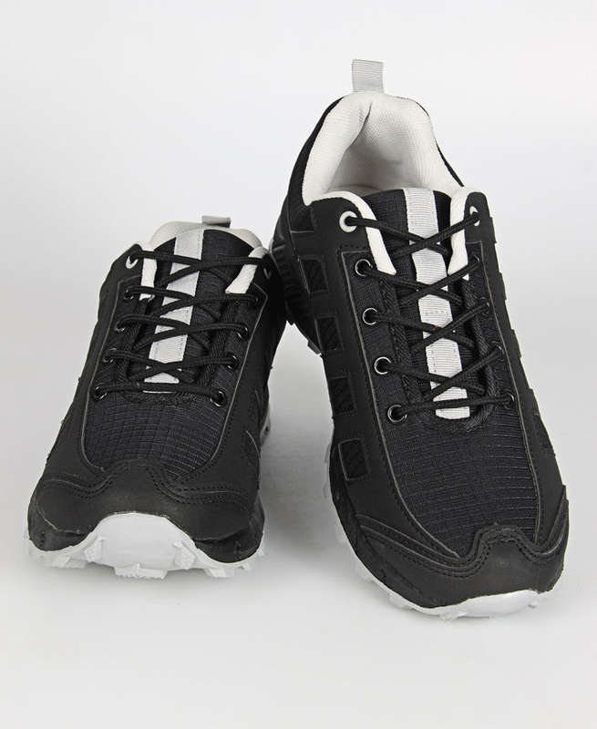 TOMTOM Men`s Hiker Graphic Sneakers