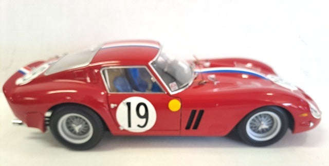 FERRARI 250 GTO 1962 LM#19 RED 1/18, DIECAST COLLECTABLES