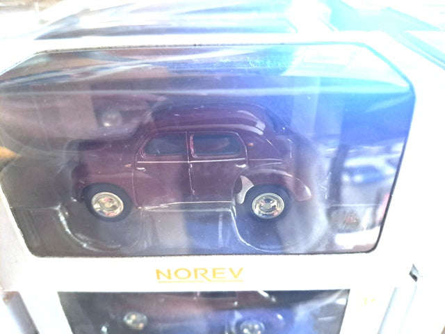 Renault 4CV 1950 Maroon 1:54