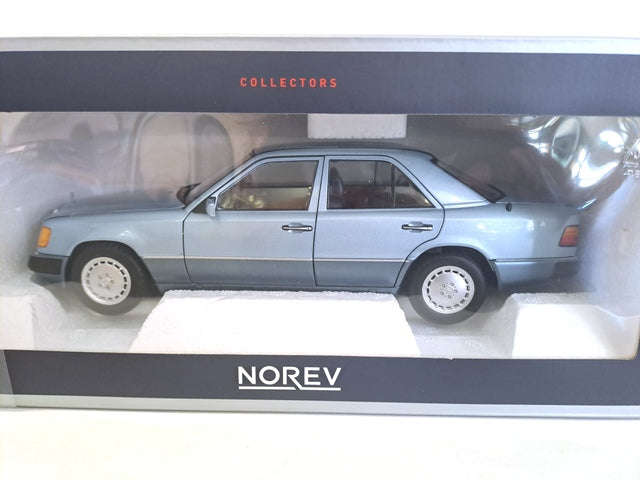 Mercedes-Benz 230 E 1990 Light Blue metallic 1:18