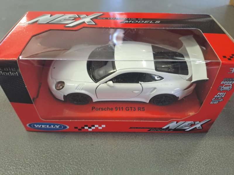 PORSCHE  911 GT3 RS PULLBACK WHITE 2016 1/35