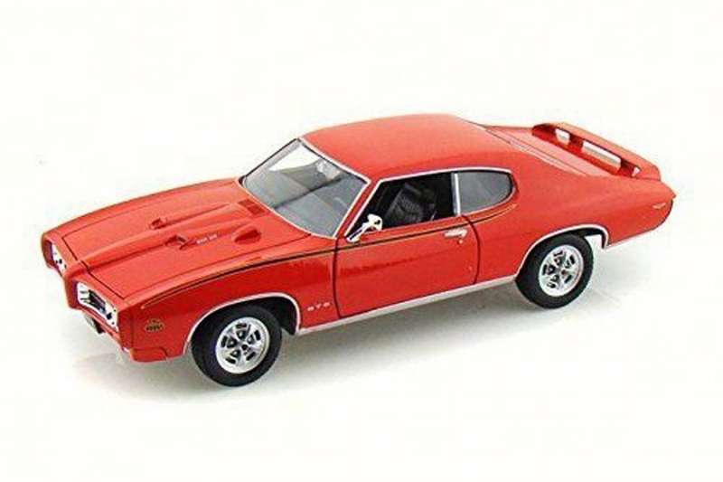 PONTIAC GTO JUDGE ORANGE 1969 1/18, DIECAST CAR, COLLECTABLE CAR.