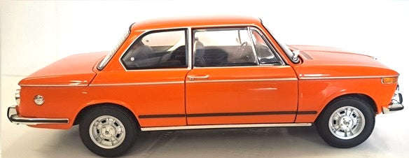 BMW 2002TII ORANGE  1/18, DIECAST COLLECTABLES