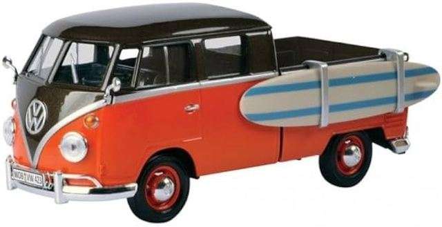VOLKSWAGEN TYPE 2 (T1) PU WITH SURFBOARD WOODY 1/24, DIECAST CAR, COLLECTABLE CAR.