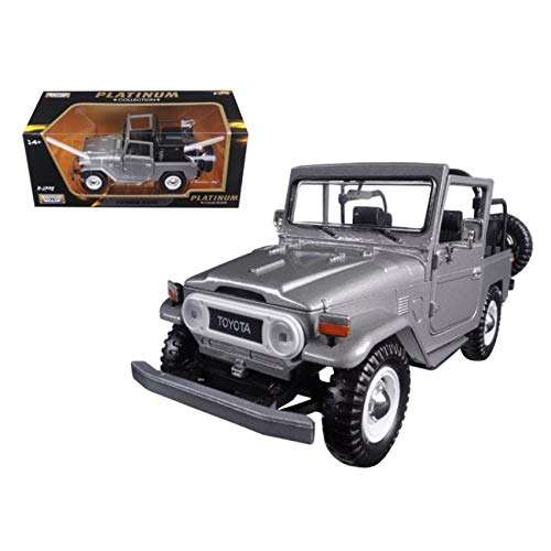 TOYOTA FJ40 CONVERTIBLE SILVER 1/24, DIECAST CAR, COLLECTABLE CAR.