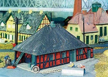 BLACKSMITH HO, PLASTIC SCALE MODEL,MODEL TRAIN ACCESSORIE