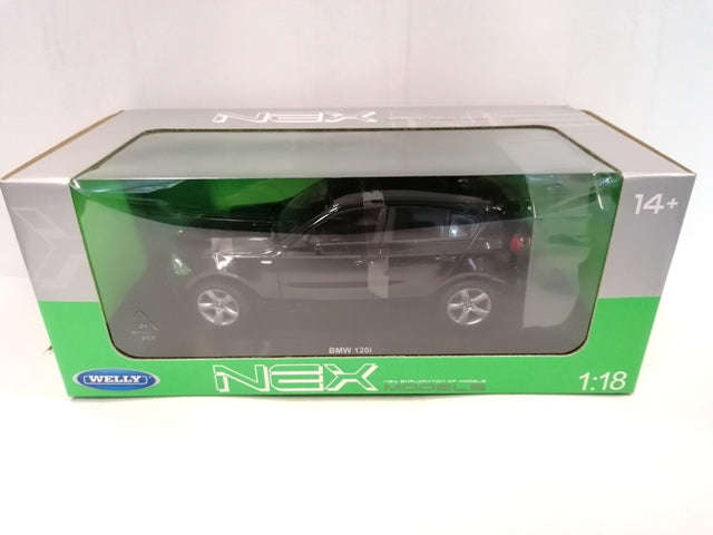 BMW 120I BLACK 2004 DIECAST 1/18, DIECAST CAR, COLLECTABLE CAR.