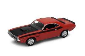1:24 DODGE CHALLENGER T/A ORANGE/BLACK 1970 DIECAST, DIECAST CAR, COLLECTABLE CAR.