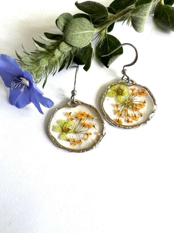 Yellow Fynbos Blast Silver Round Frame Resin Jewellery
