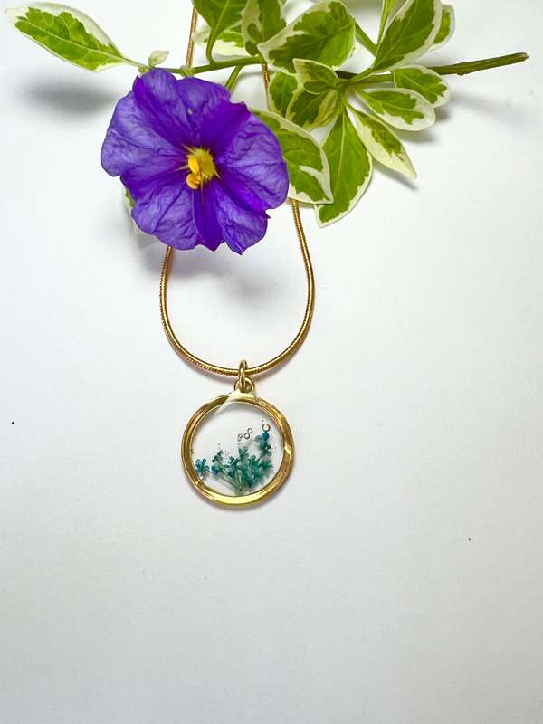 Dainty Blue Fynbos Blast necklace