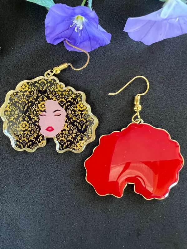 Love my curls earrings