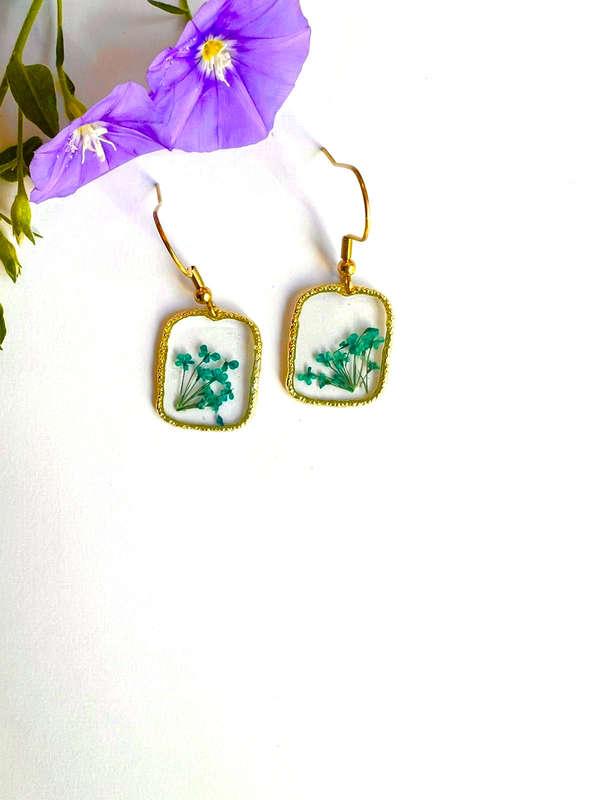 Dainty Blue Fynbos Blast Earrings