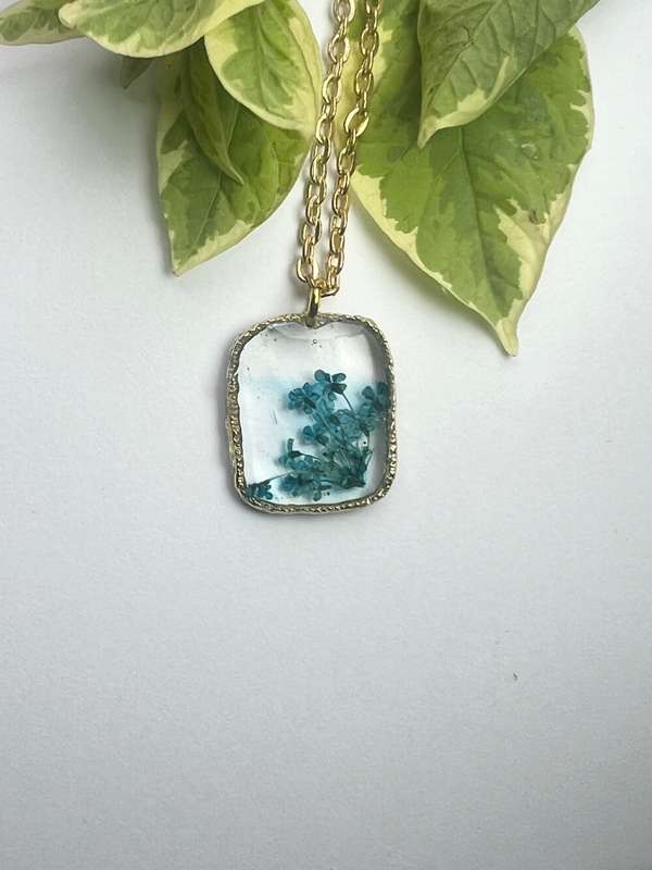 Dainty Blue Fynbos Blast necklace