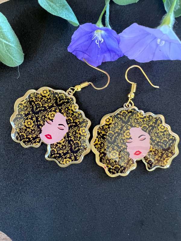 Love my curls earrings