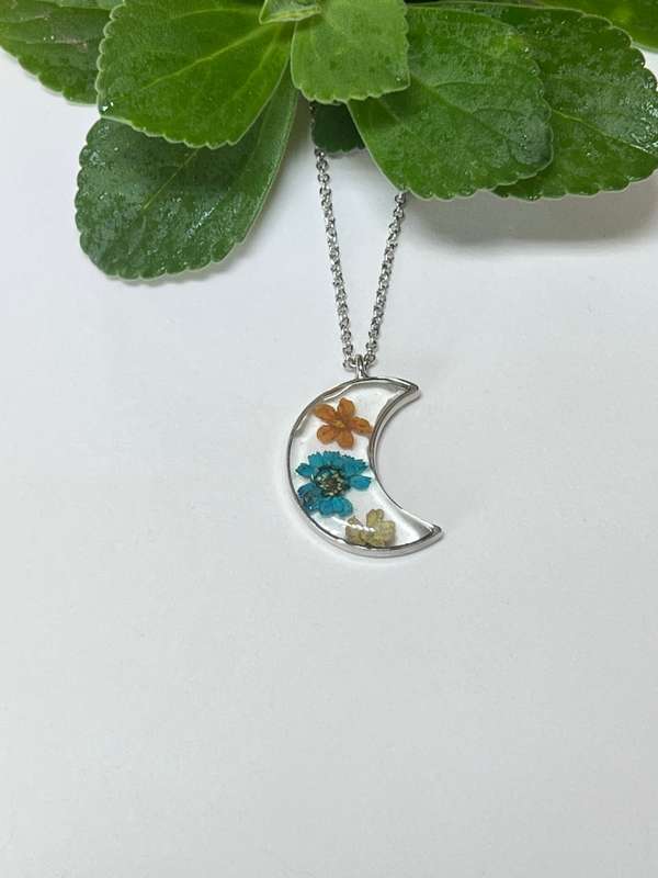 Fynbos and Leaf Moon Shape Resin Jewellery
