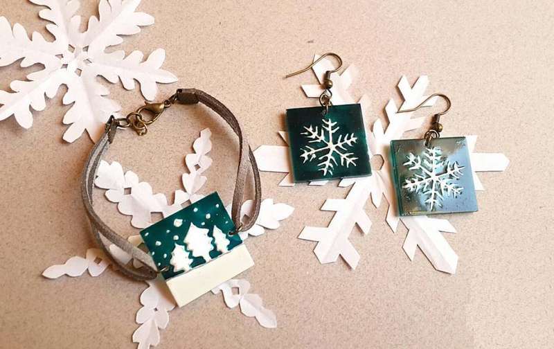 Snowflake Earrings and Bracelet half set