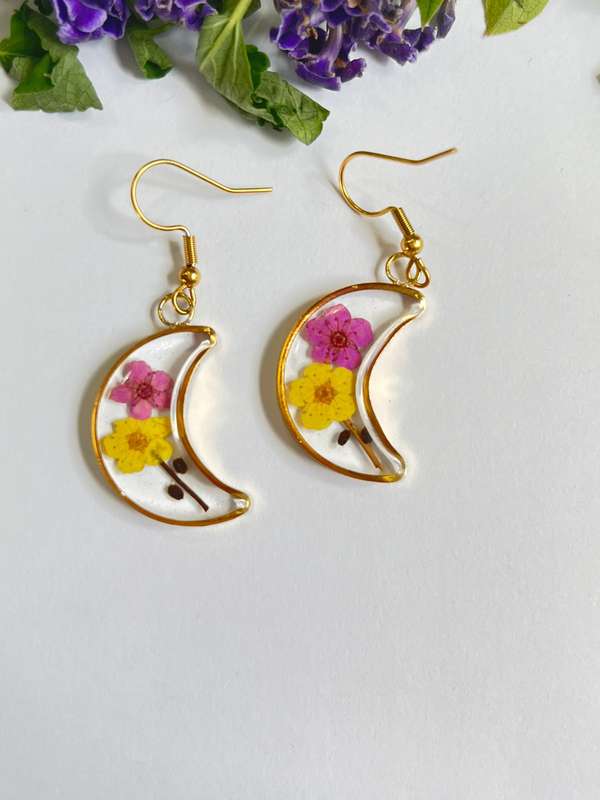 Fynbos Blast Tiny Moon Shape Resin Jewellery