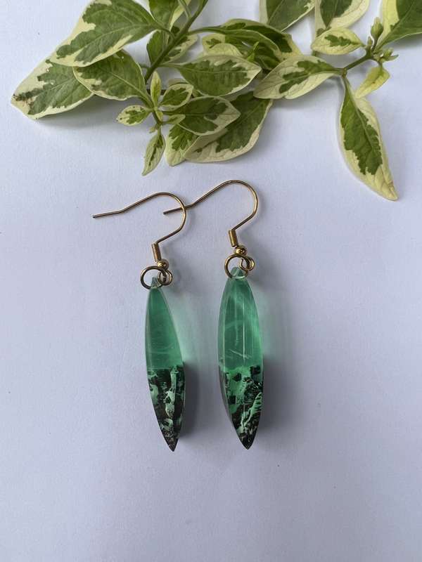 Snowy Rock Earrings