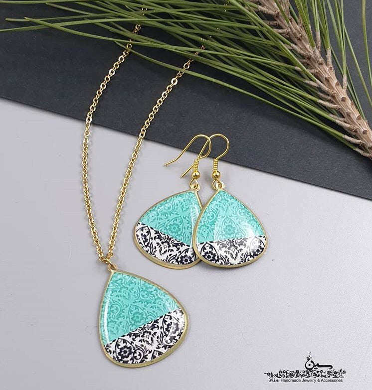 Turquoise Drop