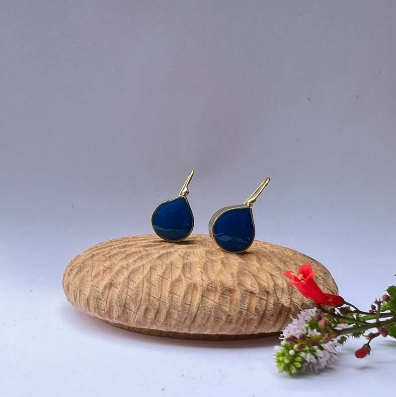 Dew drop earrings