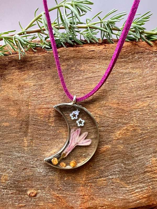 Fynbos and Leaf Moon Shape Resin Jewellery