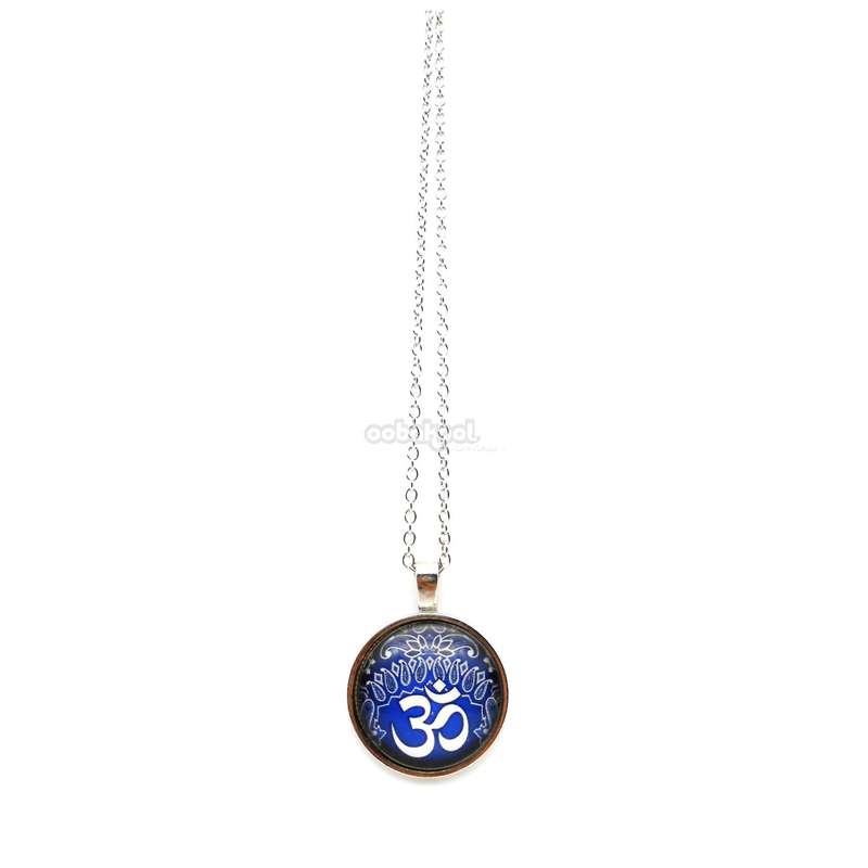 Hindu Om Yoga Symbol / Oneness Pendant / Silver Alloy Necklace
