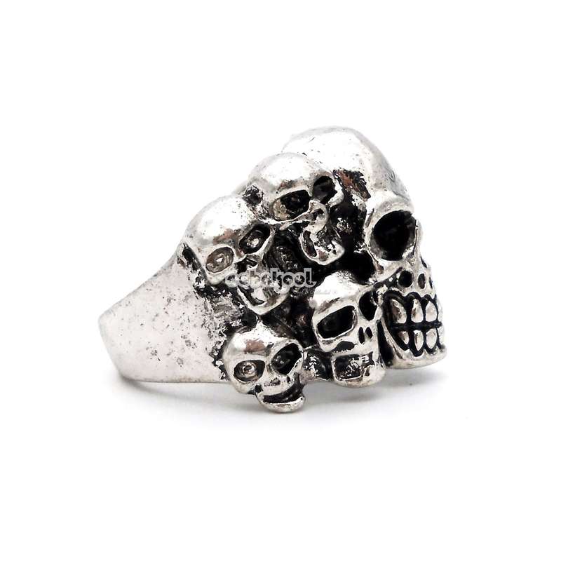 The Collector / Skull Ring / Stainless Steel - Size 9