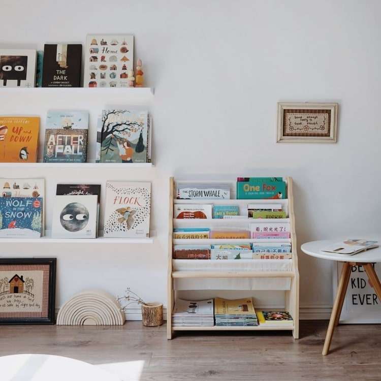 Little Readers Wooden Bookshelf