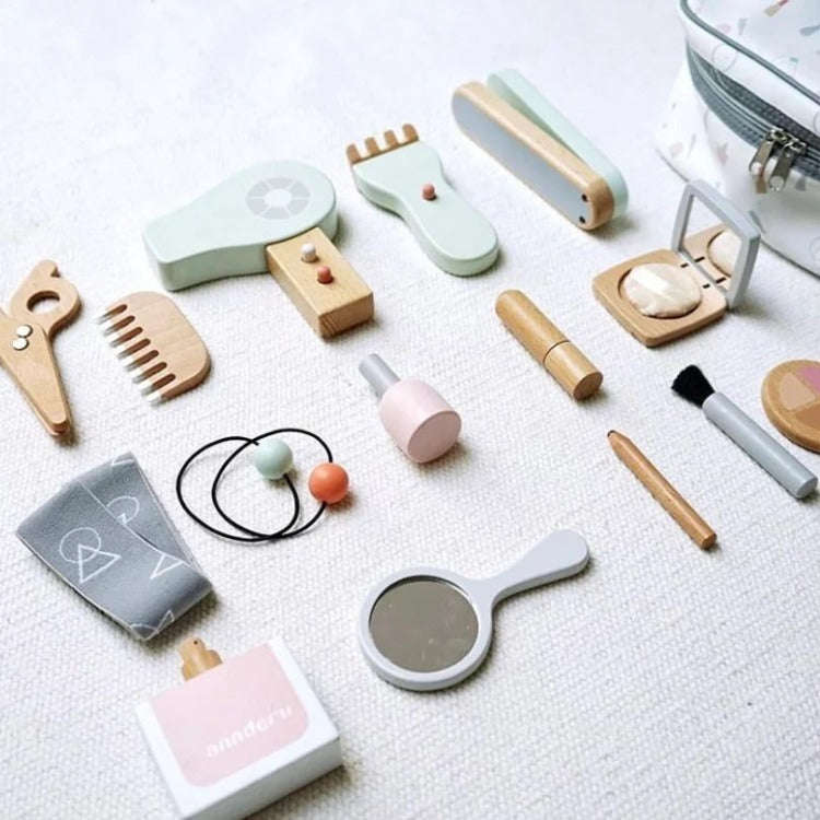 Wooden Makeup Set