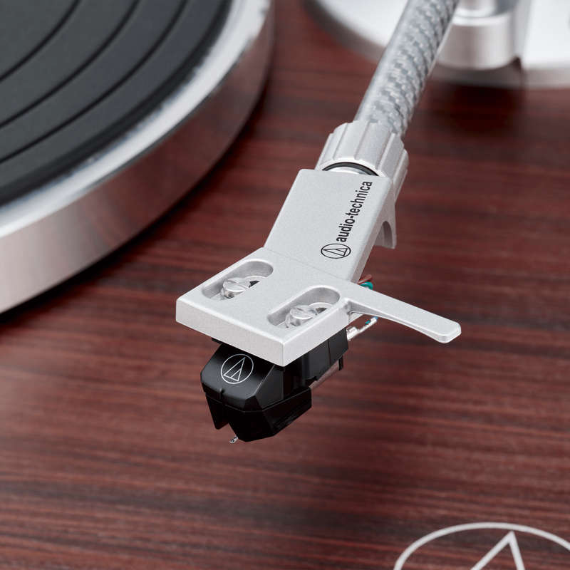 Audio-Technica AT-LPW50BTRW Manual Belt-Drive Turntable (Wireless & Analogue)