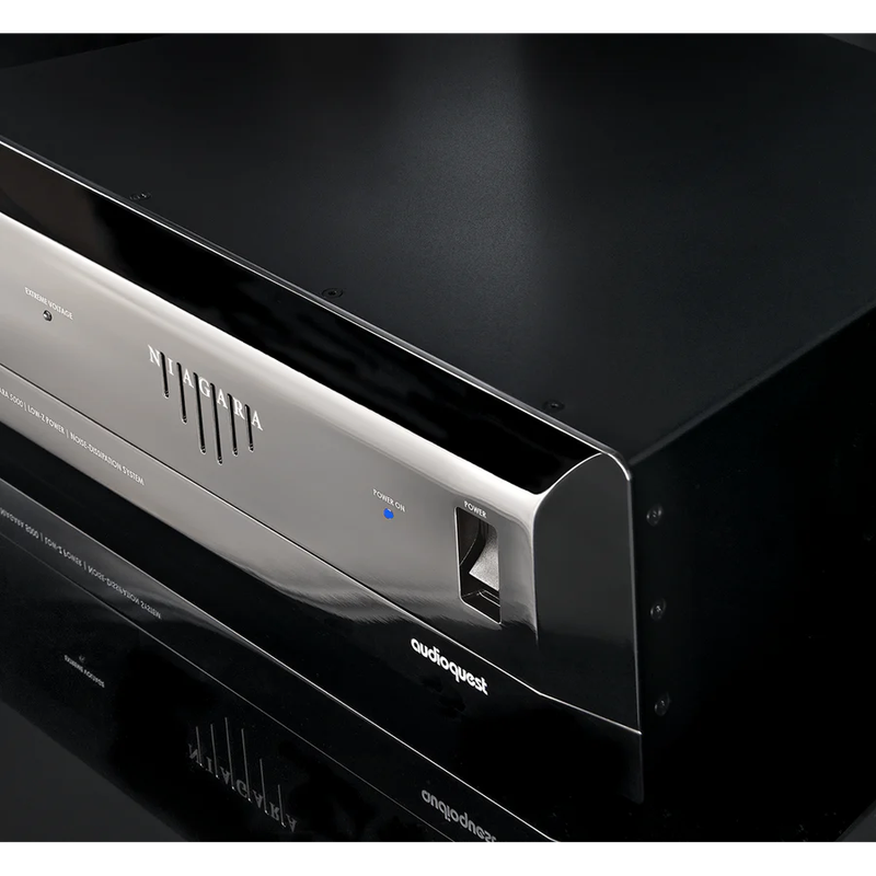 AudioQuest Niagara 5000 w/ Linear Noise-Dissipation & Non-Sacrificial Surge Protection
